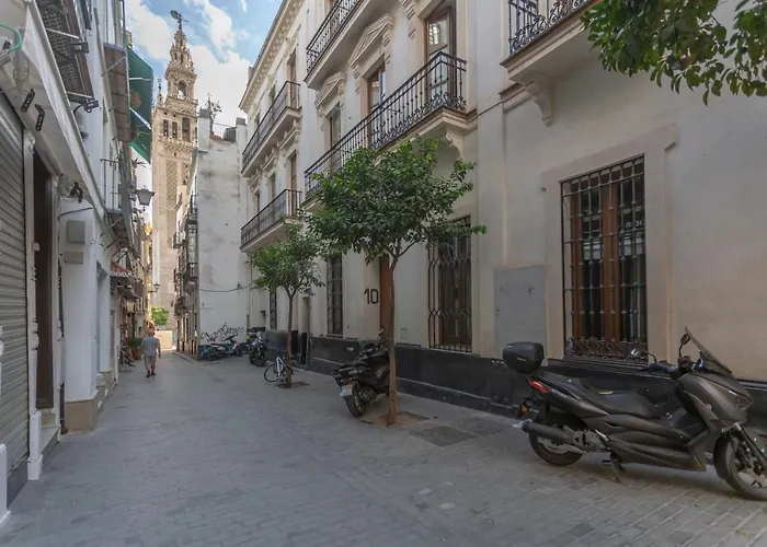 Giralda Sevilla Apartment